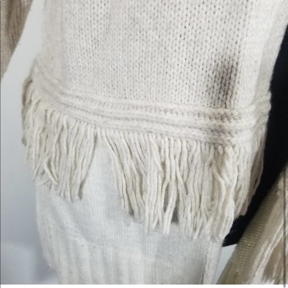 Madewell Cream White  Fringe Cottage Core  Sweater - Picture 3 of 10
